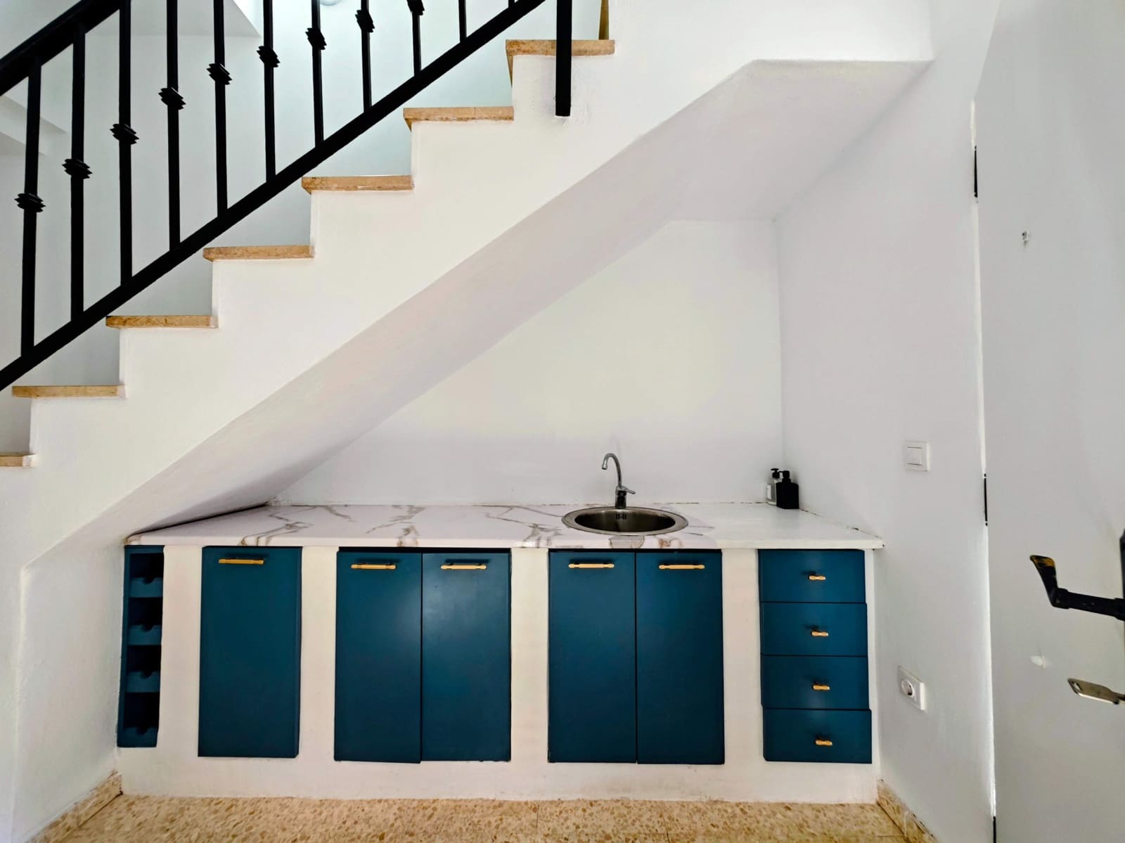 Pareado de 3 habitaciones en La Línea de la Concepción en venta con piscina garaje - 333.000 € (Ref: 10184057)