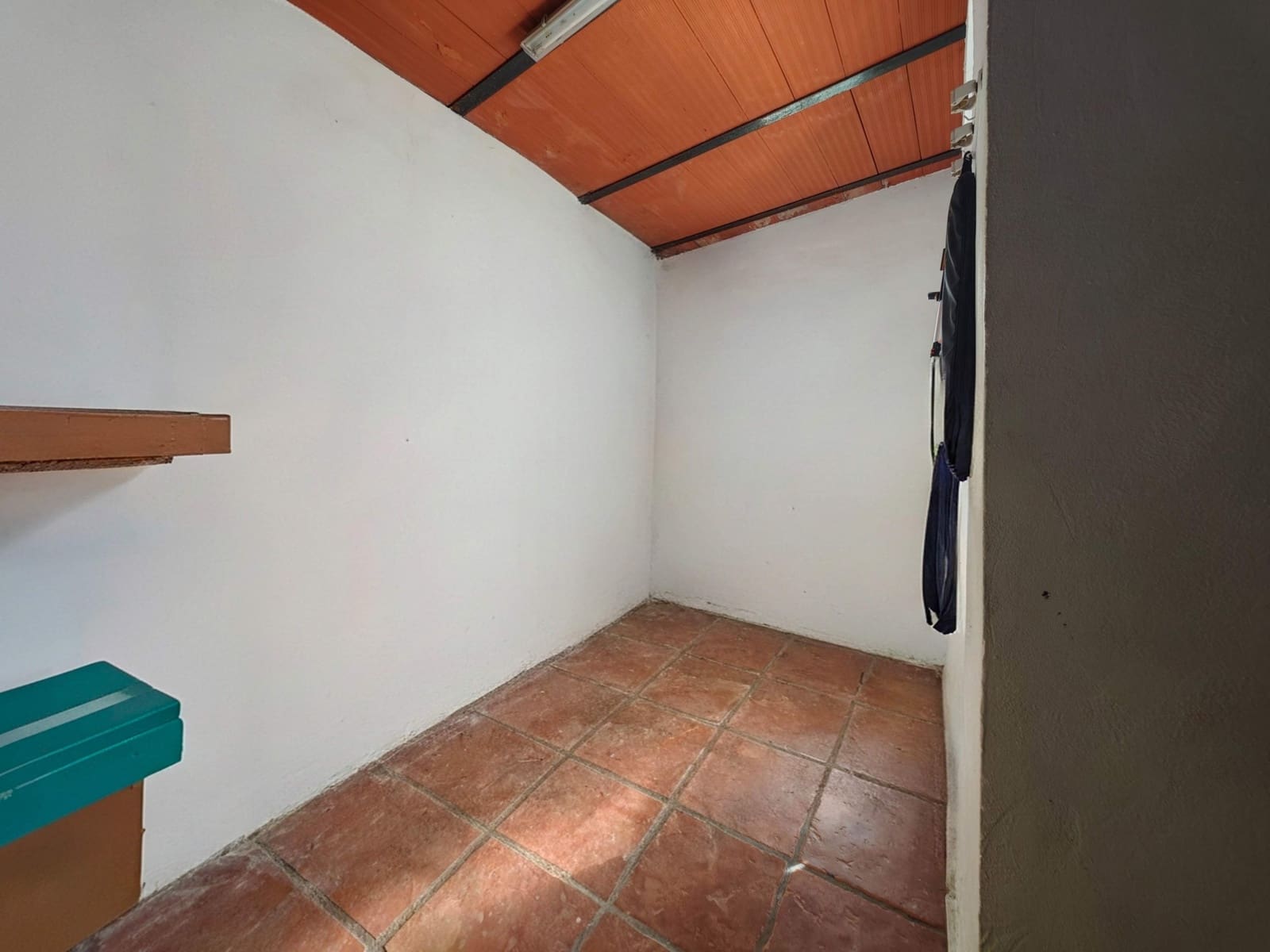 Pareado de 3 habitaciones en La Línea de la Concepción en venta con piscina garaje - 333.000 € (Ref: 10184057)
