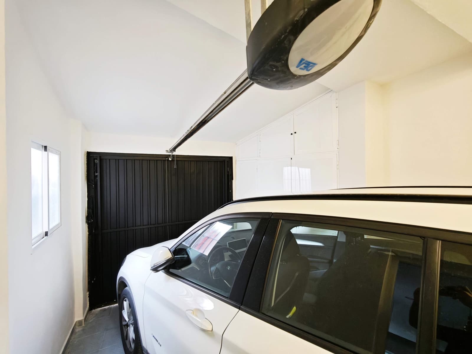 3 sovrum Radhus till salu i Algeciras med pool garage - 385 000 € (Ref: 10186276)