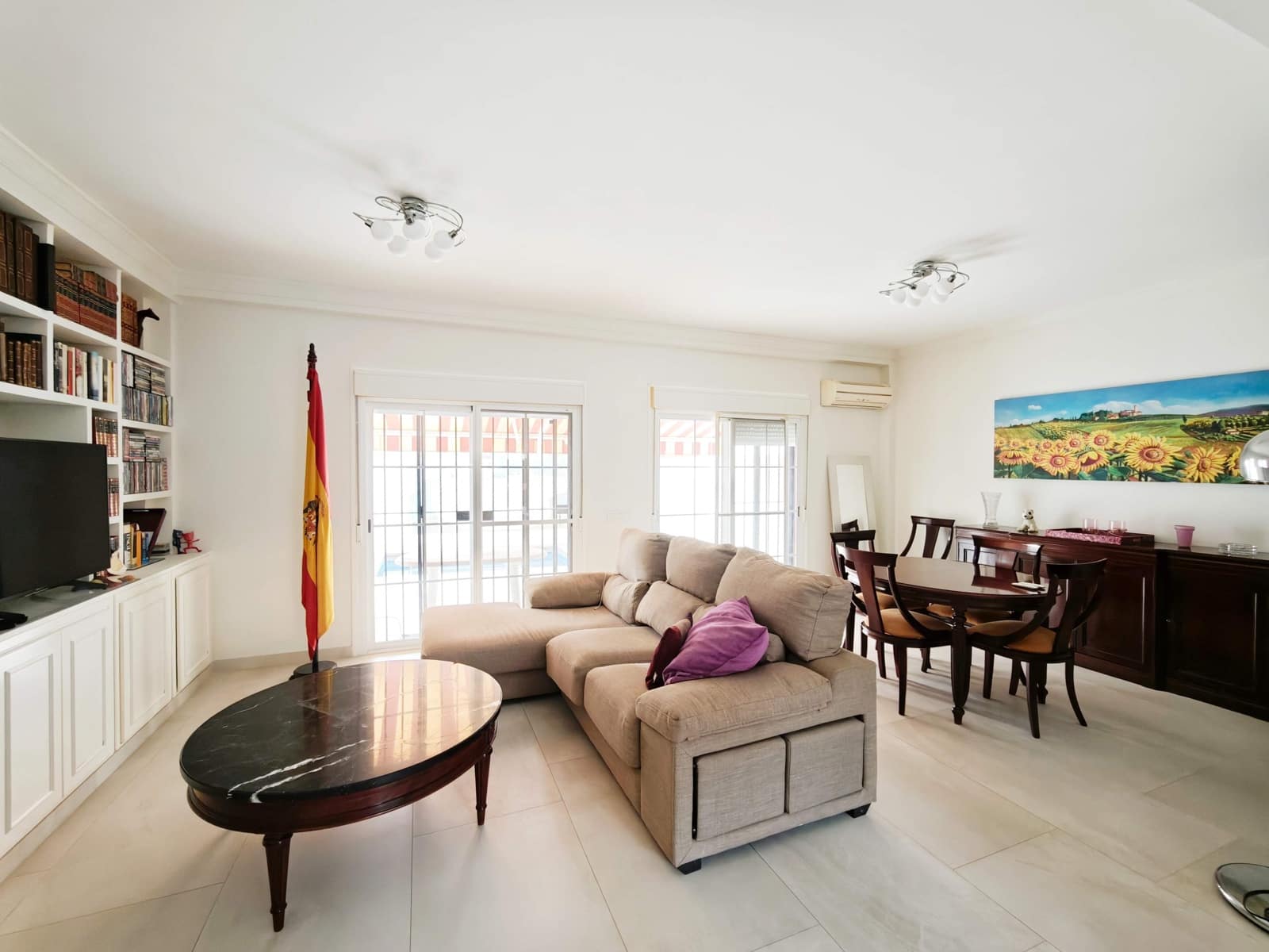 3 sovrum Radhus till salu i Algeciras med pool garage - 385 000 € (Ref: 10186276)