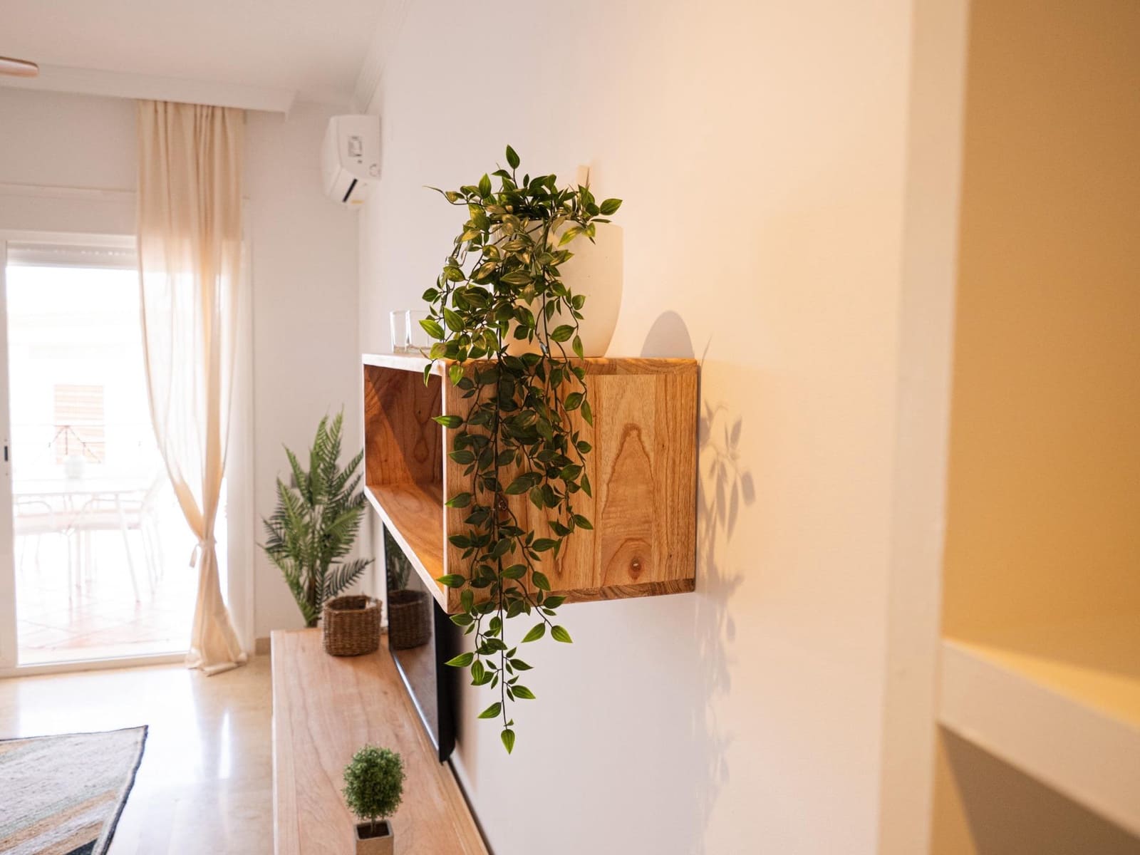 2 sypialnia Apartament do wynajęcia w La Linea de la Concepcion z basenem garażem - 1 350 € (Ref: 8737968)