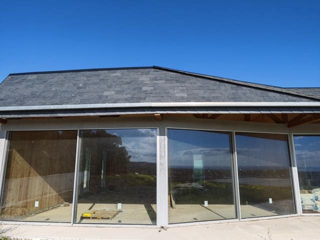 Chalet de 4 habitaciones en Sotogrande Alto, San Roque en venta con piscina garaje - 5.800.000 € (Ref: 8750350)