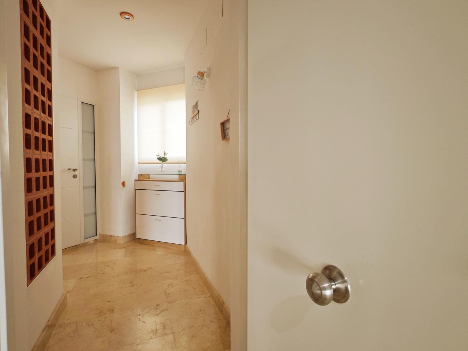 2 slaapkamer Appartement te huur in La Linea de la Concepcion met zwembad garage - € 1.300 (Ref: 8765286)