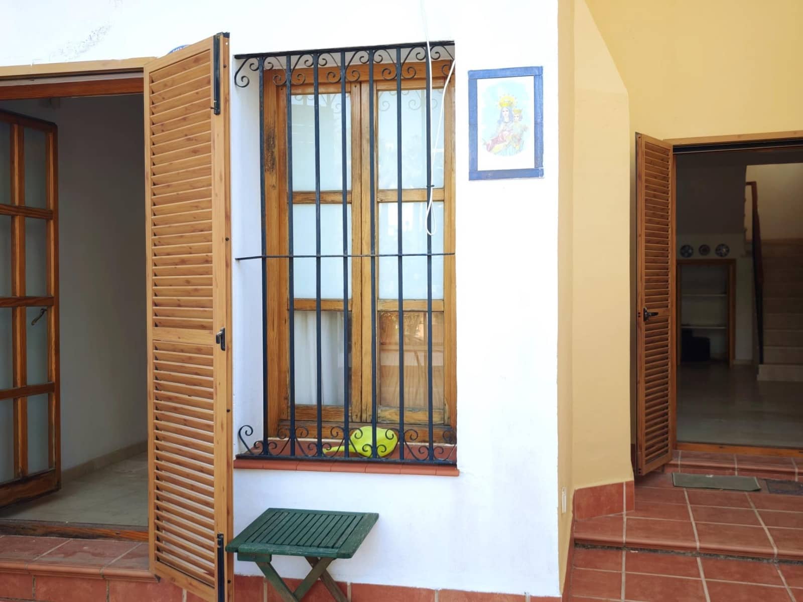 2 makuuhuone Rivitalo vuokrattavana paikassa La Linea de la Concepcion mukana uima-altaan - 1 600 € (Ref: 8786843)