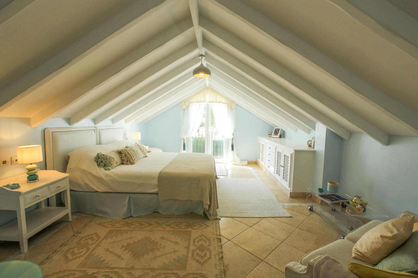 6 bedroom Villa for sale in Sotogrande with pool garage - € 1,800,000 (Ref: 8838761)