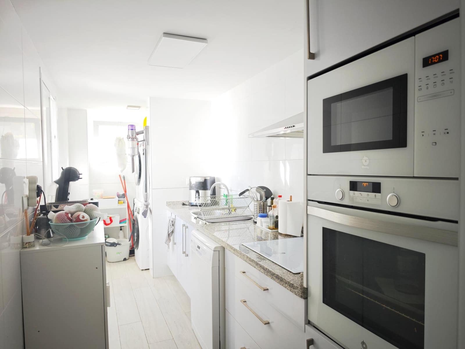 3 bedroom Flat for sale in La Linea de la Concepcion - € 265,000 (Ref: 8894949)