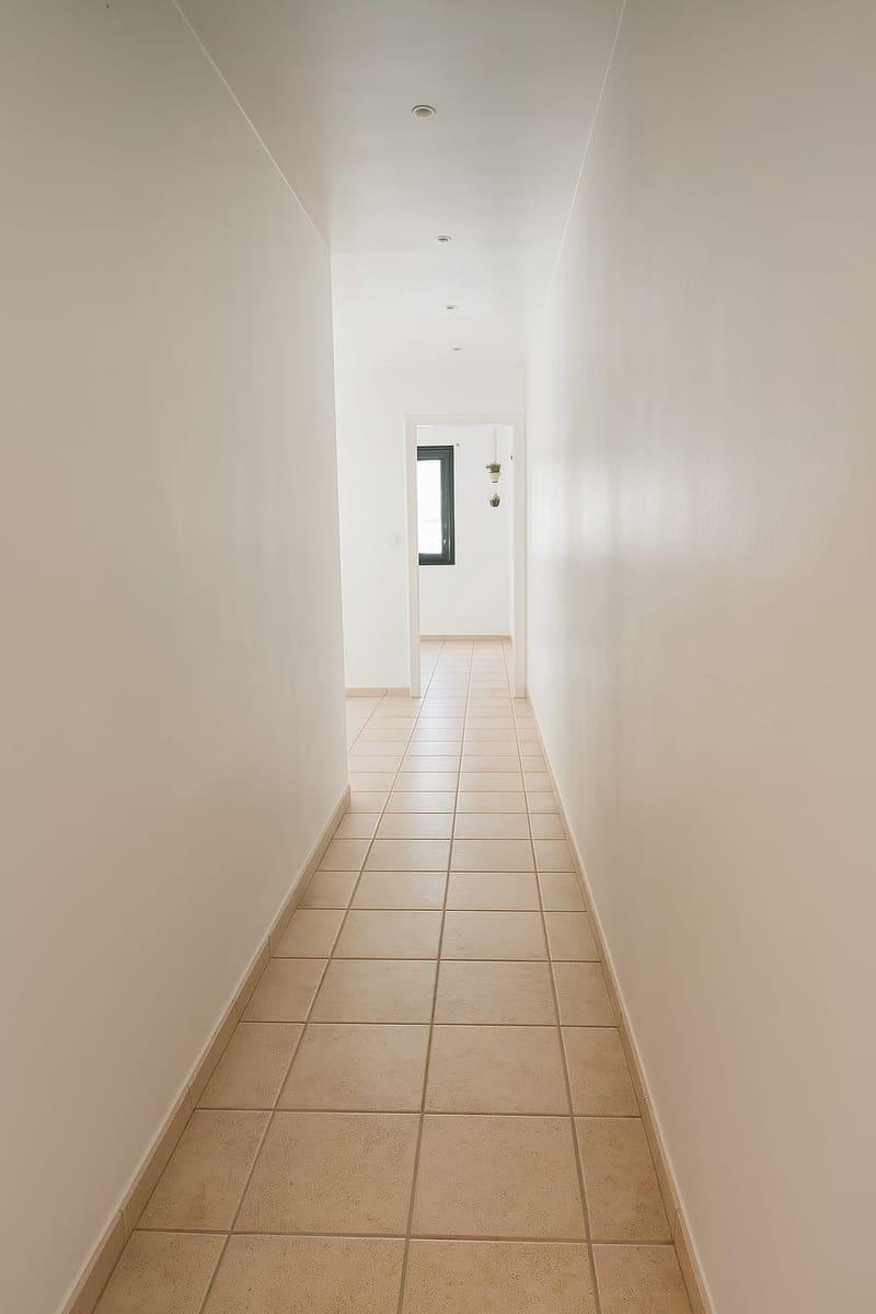 Apartamento de 3 habitaciones en La Línea de la Concepción en venta con piscina garaje - 388.000 € (Ref: 8932387)