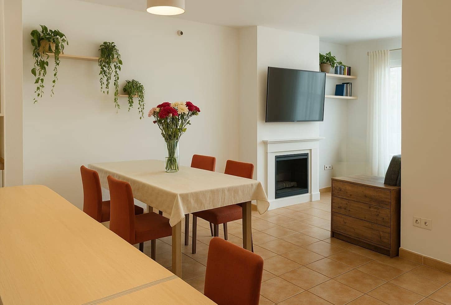Apartamento de 3 habitaciones en La Línea de la Concepción en venta con piscina garaje - 388.000 € (Ref: 8932387)