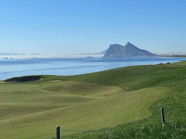 Building Plot for sale in La Alcaidesa - € 70,000 (Ref: 8951853)