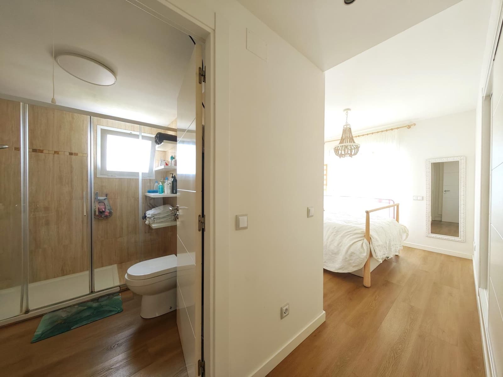 3 sypialnia Penthouse na sprzedaż w La Alcaidesa z basenem - 600 000 € (Ref: 8970393)