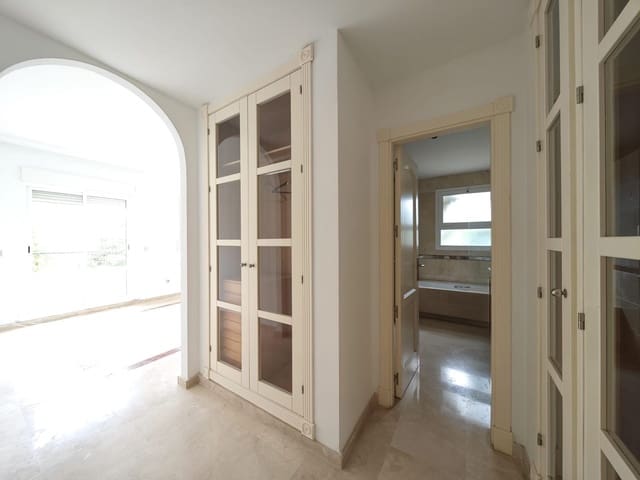 3 makuuhuone Asunto myytävänä paikassa Sotogrande Alto, San Roque mukana uima-altaan - 490 000 € (Ref: 9062358)