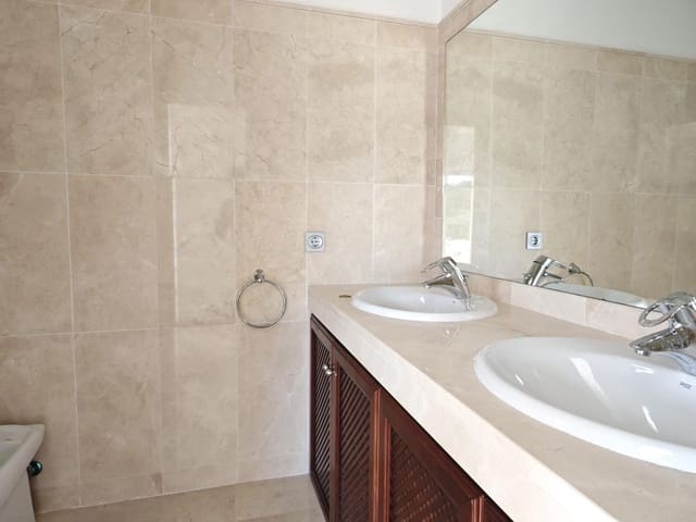 3 makuuhuone Asunto myytävänä paikassa Sotogrande Alto, San Roque mukana uima-altaan - 490 000 € (Ref: 9062358)