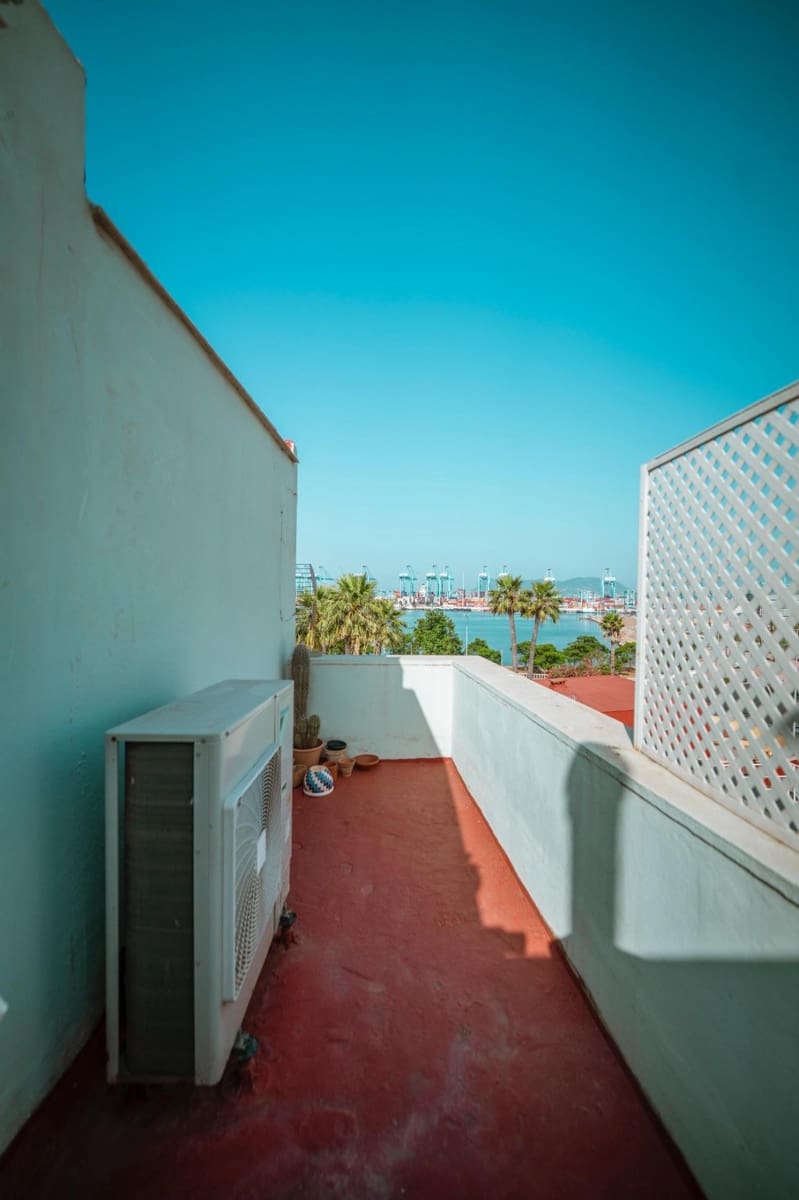 4 soverom Leilighet til salgs i Algeciras - € 450 000 (Ref: 9065210)