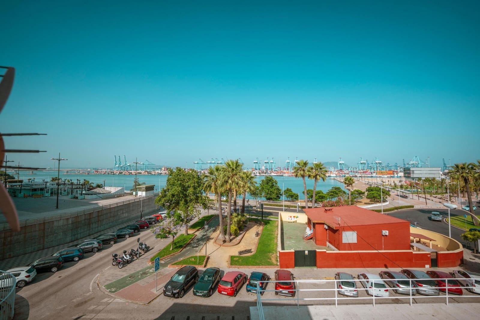 4 soverom Leilighet til salgs i Algeciras - € 450 000 (Ref: 9065210)