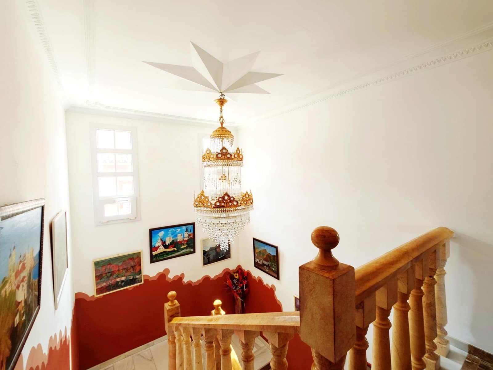 8 soveværelse Villa til salg i Algeciras med garage - € 550.000 (Ref: 9075813)