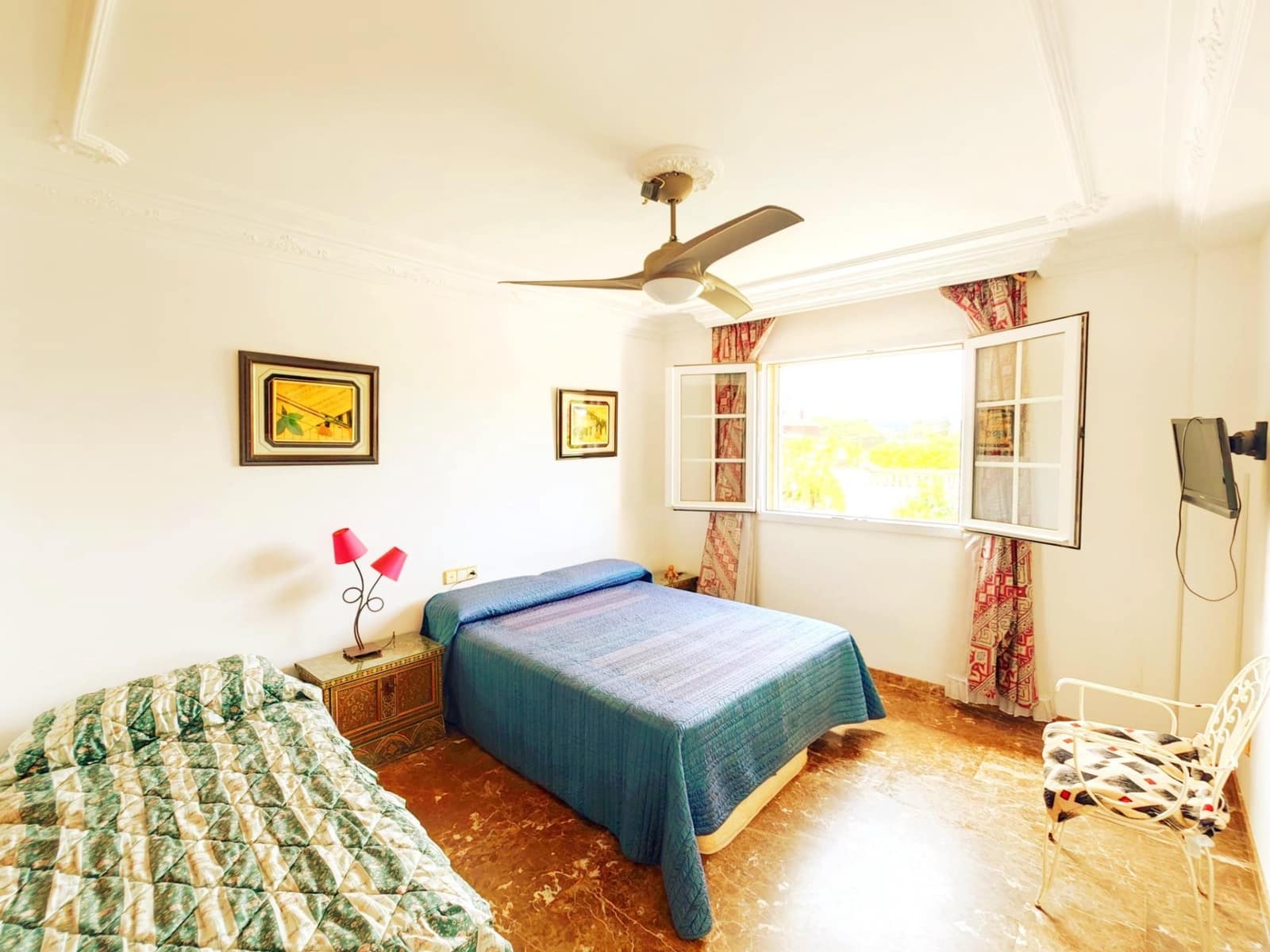 8 soveværelse Villa til salg i Algeciras med garage - € 550.000 (Ref: 9075813)