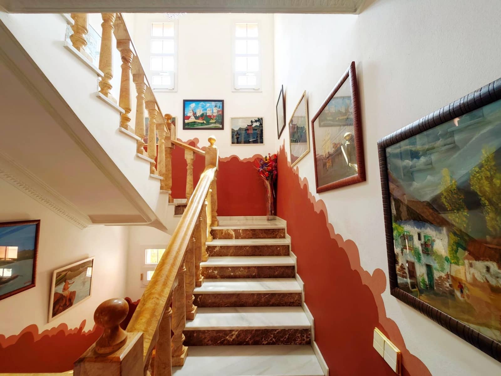 8 soveværelse Villa til salg i Algeciras med garage - € 550.000 (Ref: 9075813)