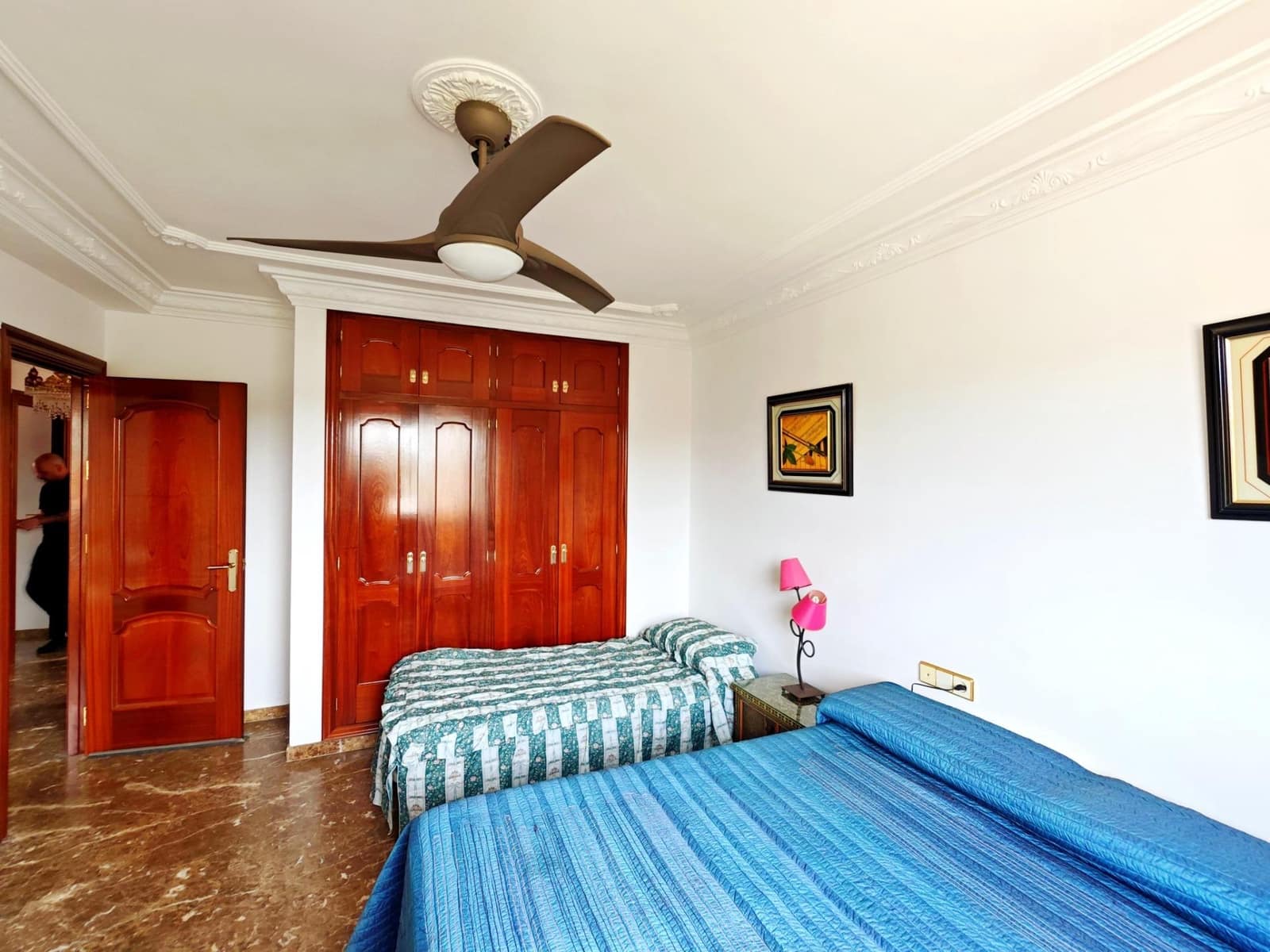 8 soveværelse Villa til salg i Algeciras med garage - € 550.000 (Ref: 9075813)