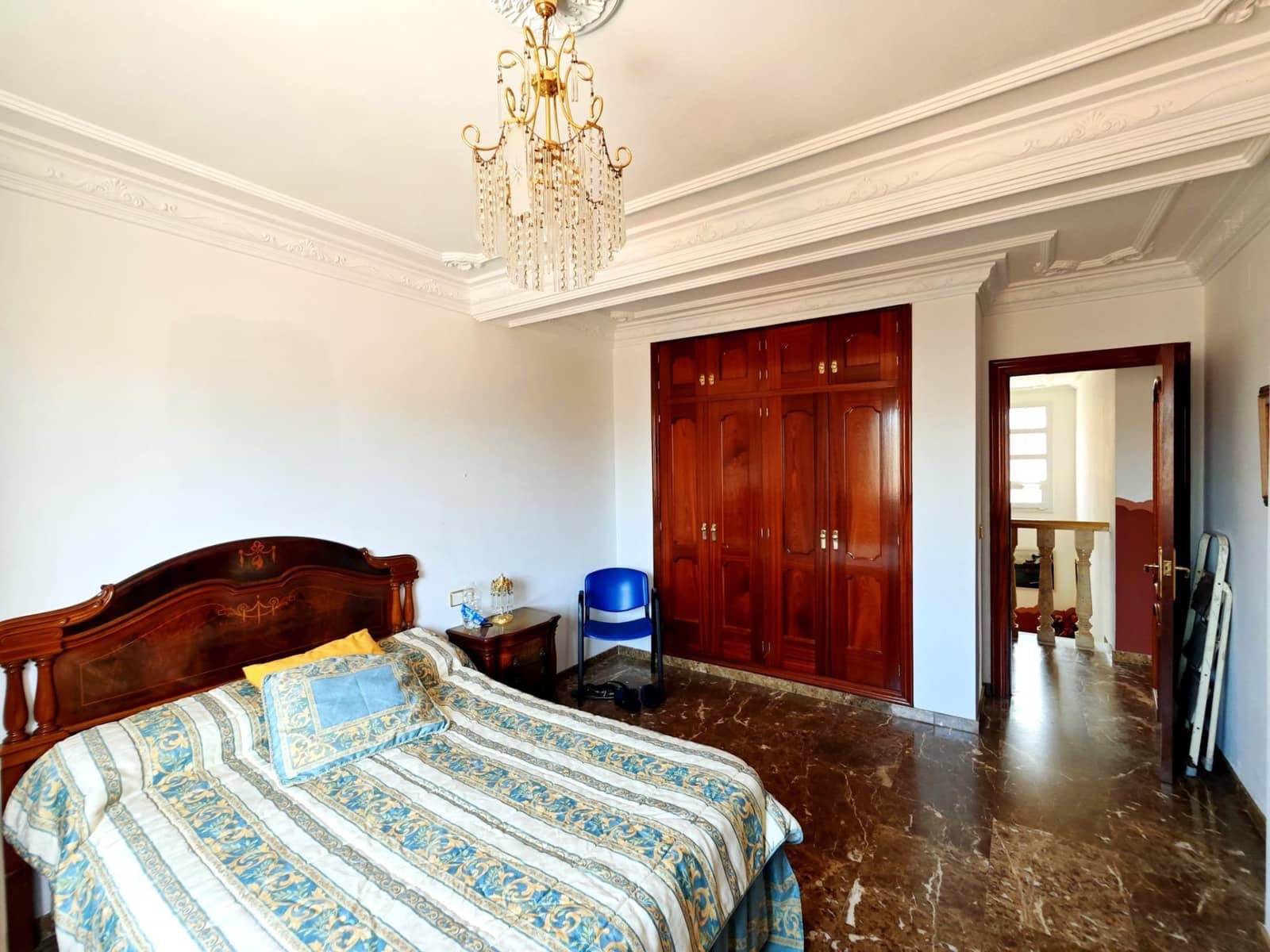 8 soveværelse Villa til salg i Algeciras med garage - € 550.000 (Ref: 9075813)