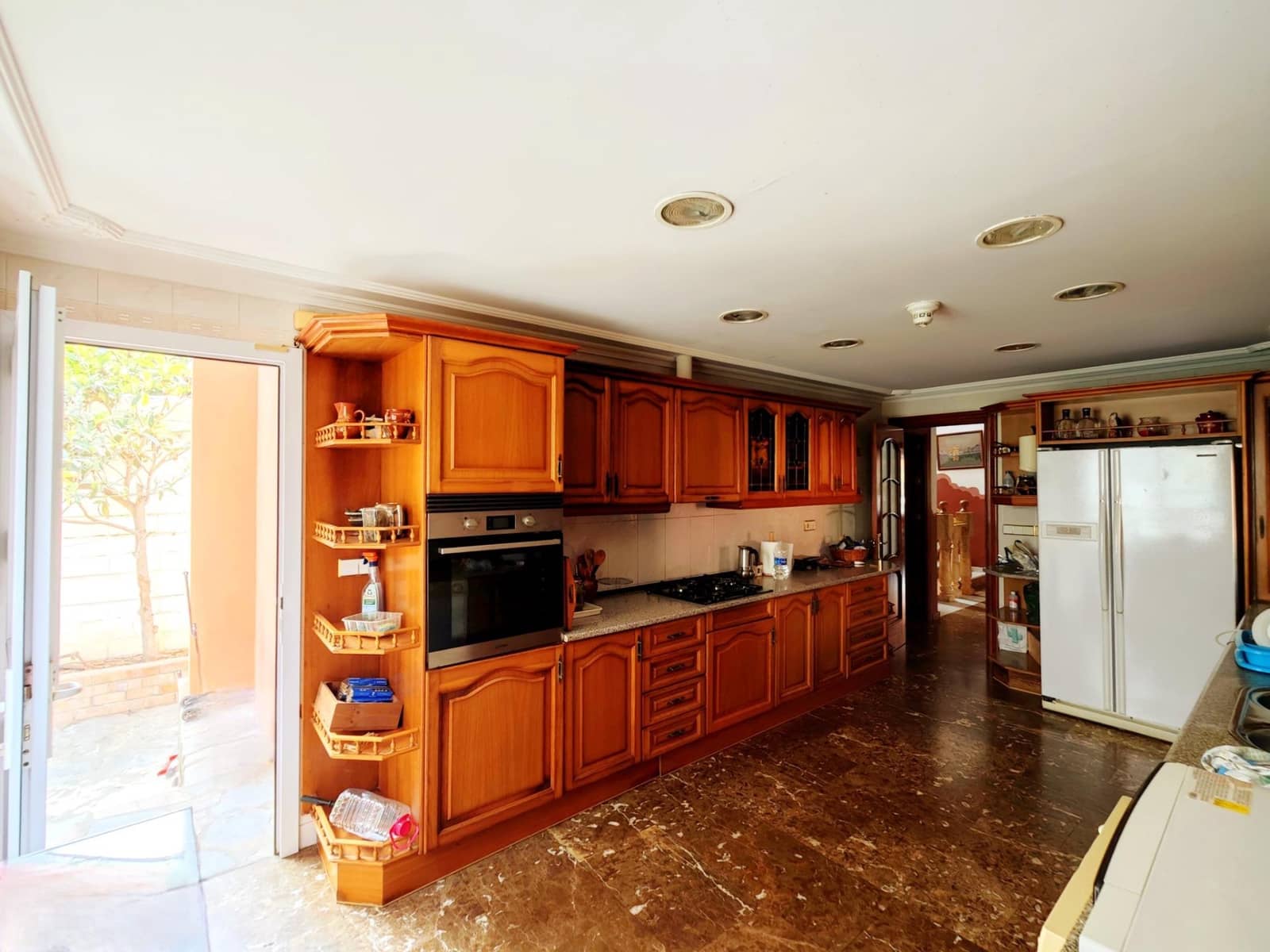 8 soveværelse Villa til salg i Algeciras med garage - € 550.000 (Ref: 9075813)