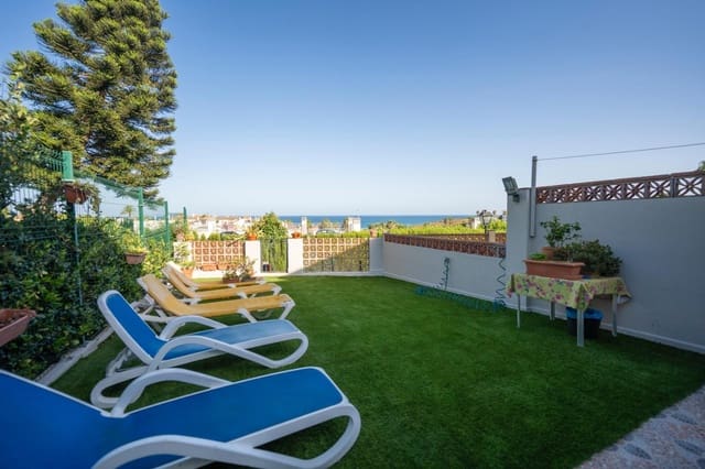 3 soveværelse Rækkehus til salg i La Alcaidesa med swimmingpool - € 295.000 (Ref: 9117031)
