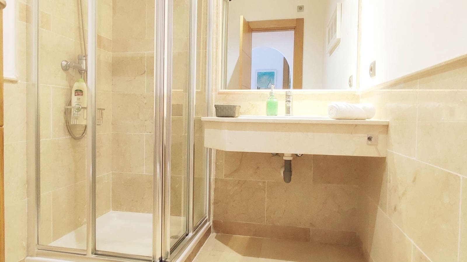 2 bedroom Apartment for rent in La Alcaidesa with pool garage - € 1,400 (Ref: 9129747)