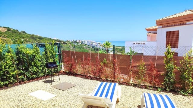2 sovrum Lägenhet att hyra i La Alcaidesa med pool garage - 1 400 € (Ref: 9129747)