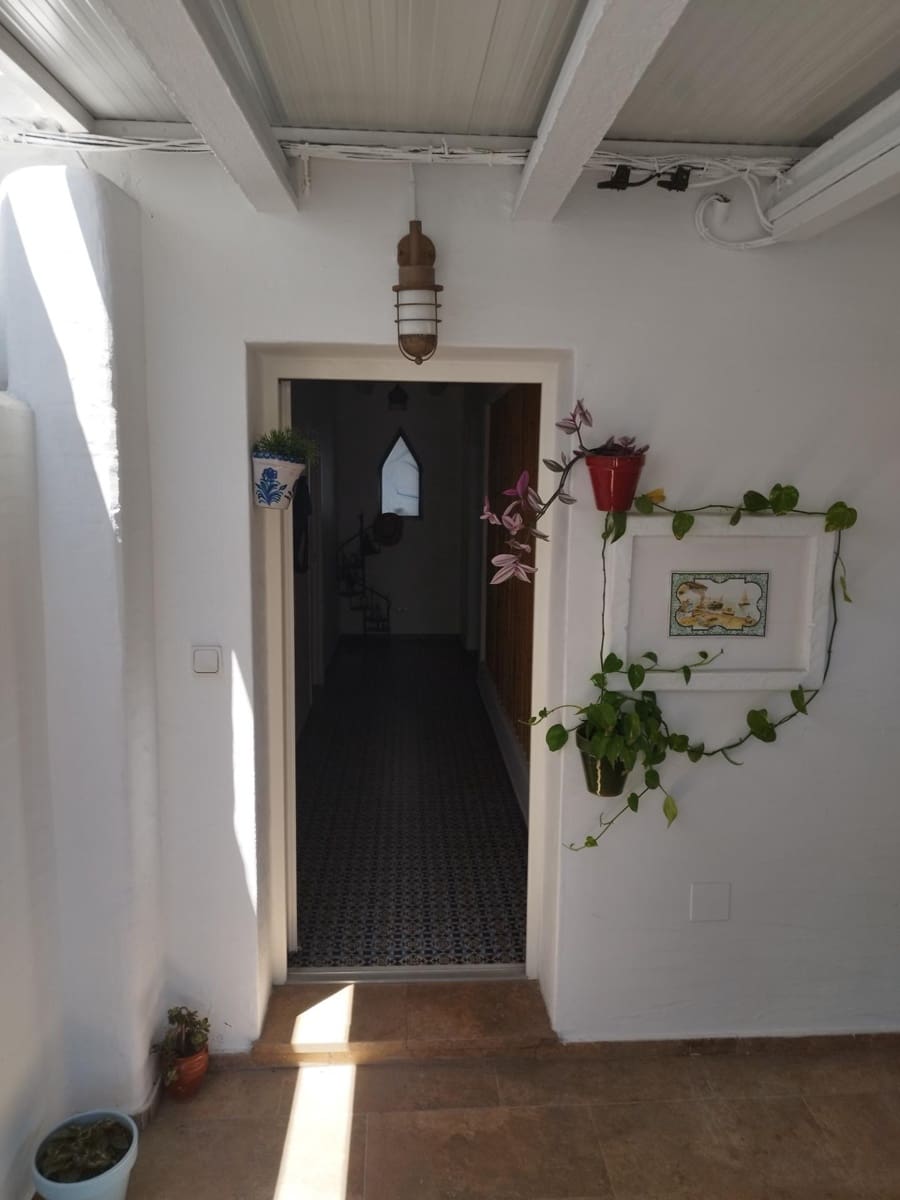 2 slaapkamer Huis te koop in Algeciras - € 229.000 (Ref: 9132395)