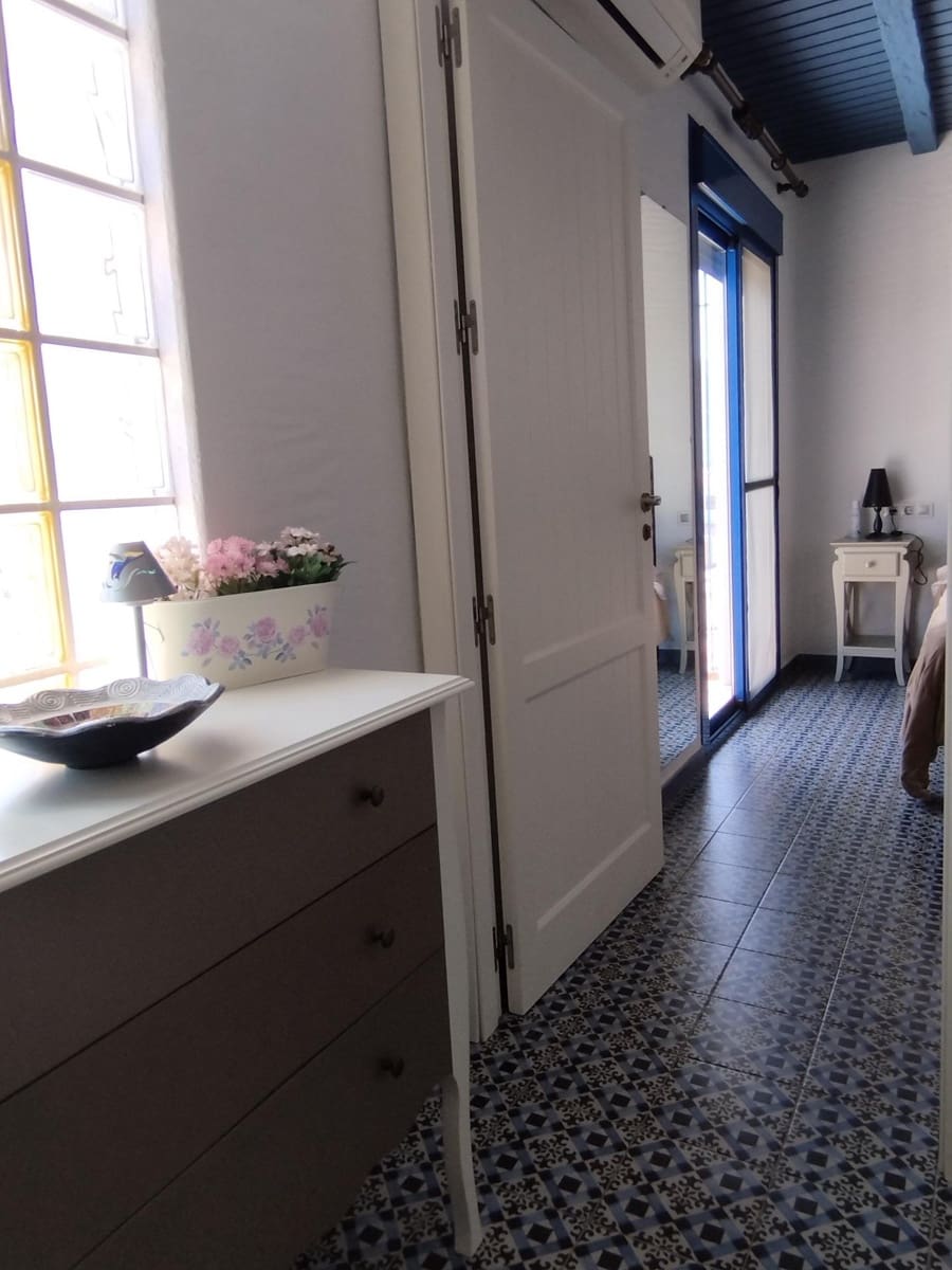 2 slaapkamer Huis te koop in Algeciras - € 229.000 (Ref: 9132395)