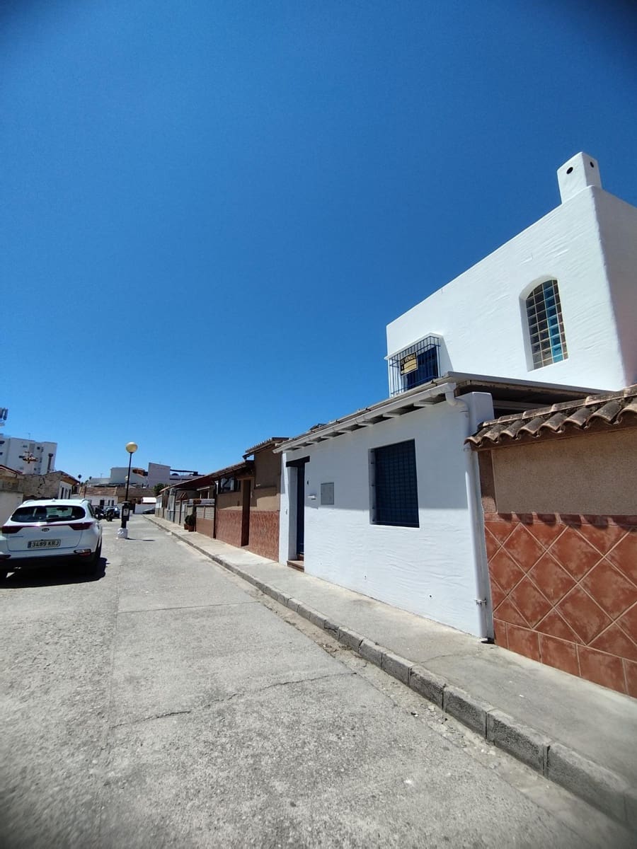 2 slaapkamer Huis te koop in Algeciras - € 229.000 (Ref: 9132395)