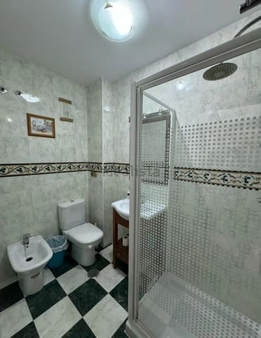 3 bedroom Flat for sale in Algeciras - € 170,000 (Ref: 9134459)