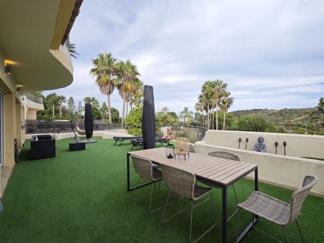 3 makuuhuone Asunto myytävänä paikassa Sotogrande Costa, San Roque mukana uima-altaan 
autotalli - 475 000 € (Ref: 9141620)