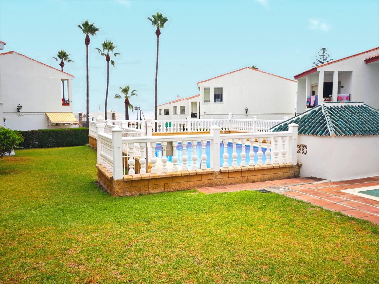 2 soverom Leilighet til salgs i Manilva - € 185 000 (Ref: 9147186)