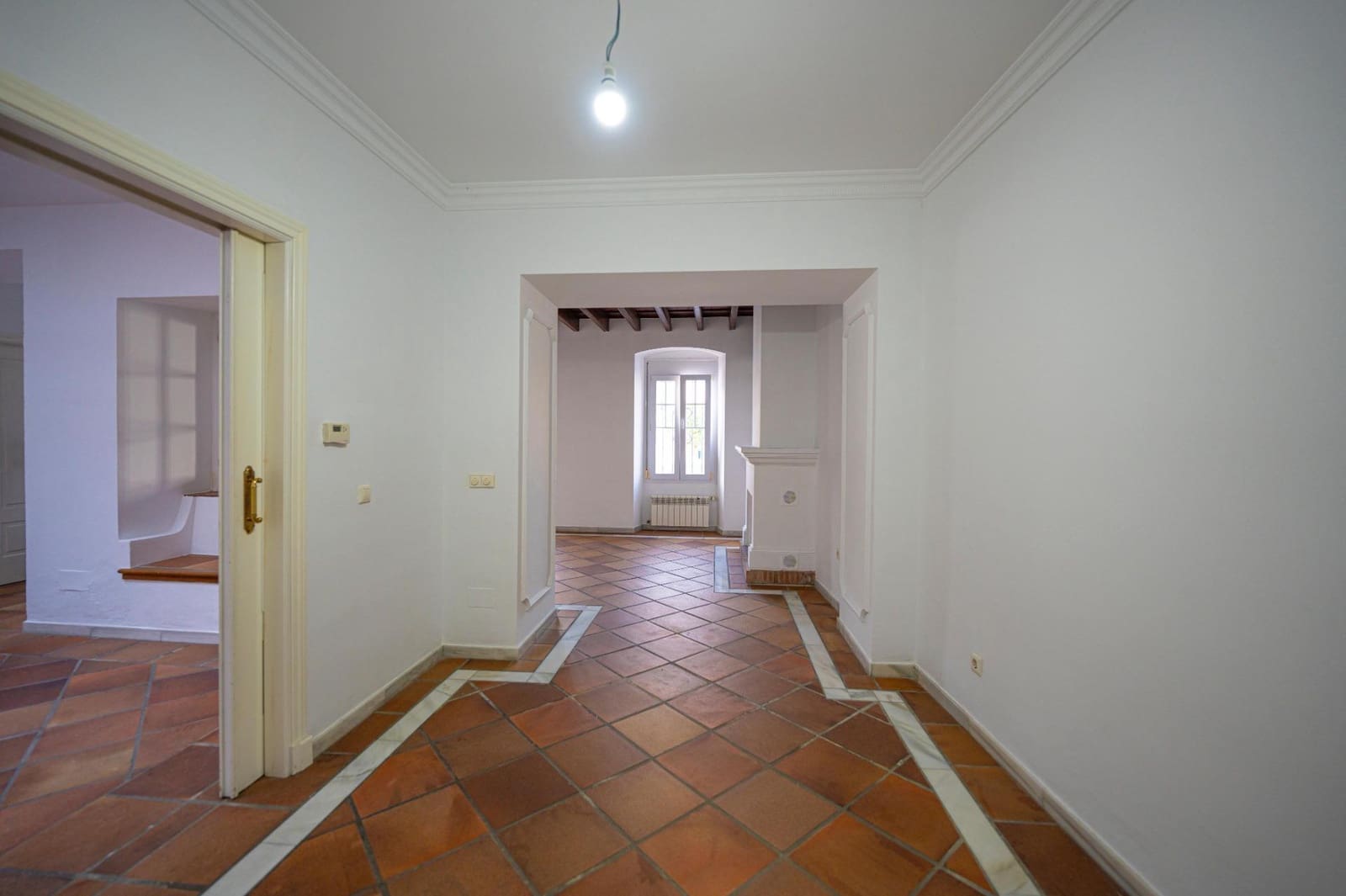 5 slaapkamer Huis te koop in San Roque met garage - € 420.000 (Ref: 9165797)