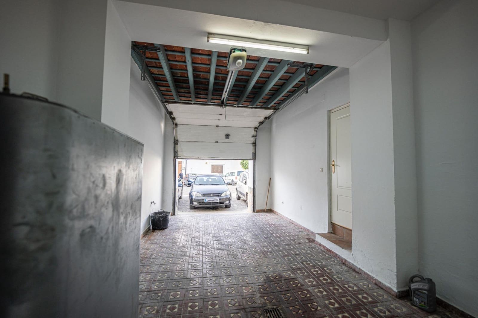 5 slaapkamer Huis te koop in San Roque met garage - € 420.000 (Ref: 9165797)