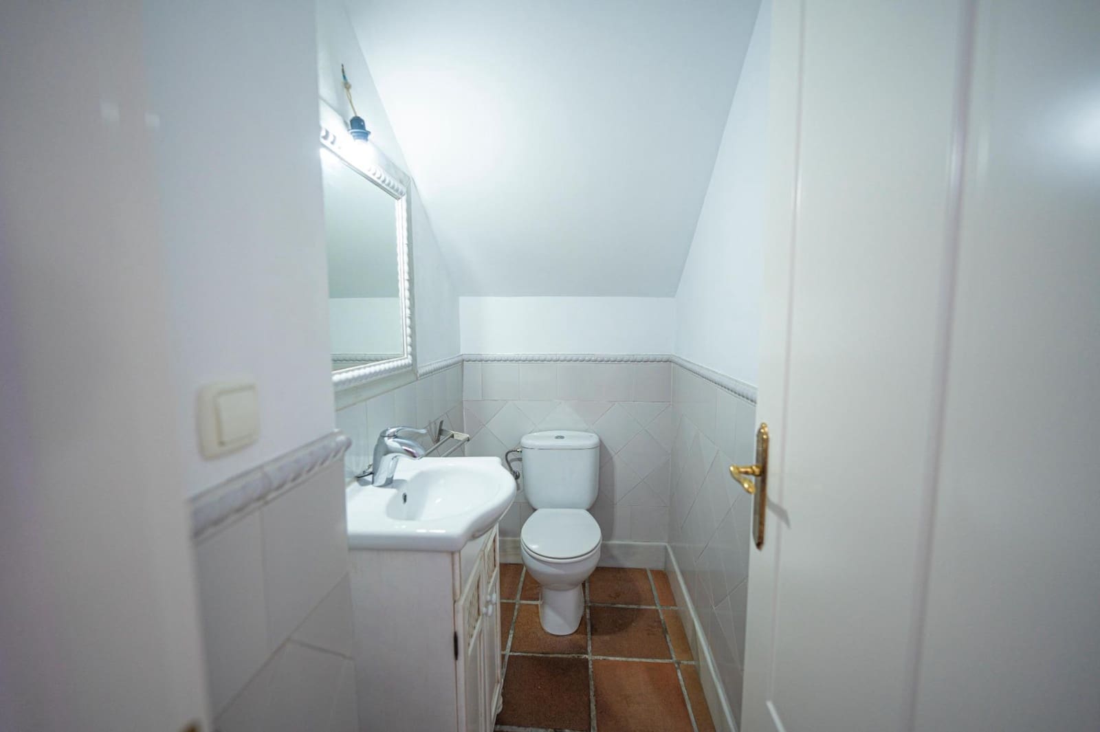 5 slaapkamer Huis te koop in San Roque met garage - € 420.000 (Ref: 9165797)