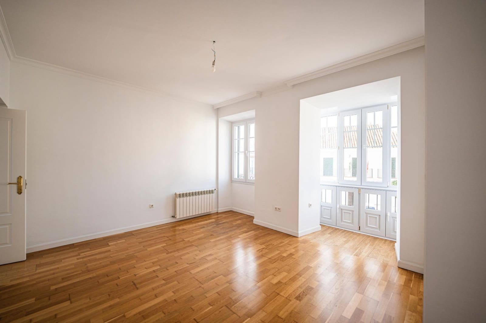 5 slaapkamer Huis te koop in San Roque met garage - € 420.000 (Ref: 9165797)