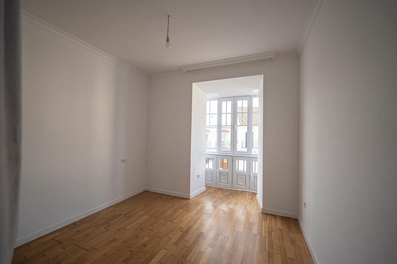 5 slaapkamer Huis te koop in San Roque met garage - € 420.000 (Ref: 9165797)