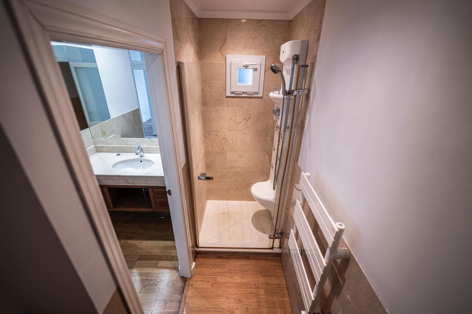 5 slaapkamer Huis te koop in San Roque met garage - € 420.000 (Ref: 9165797)