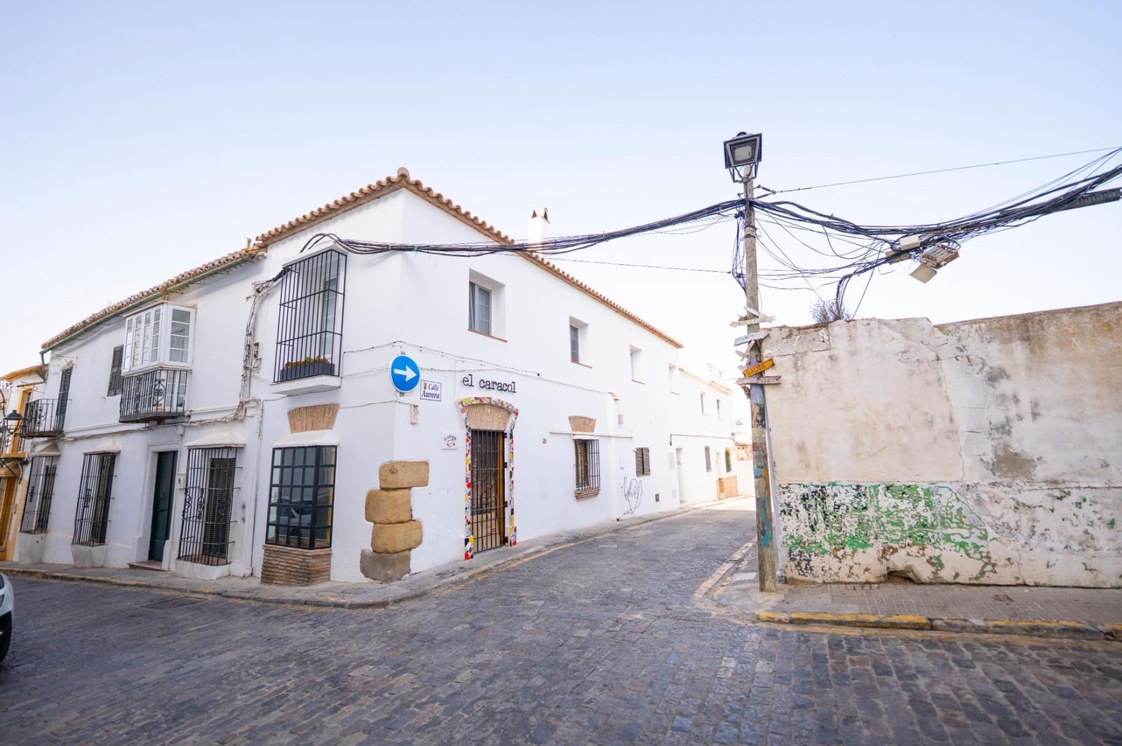 5 slaapkamer Huis te koop in San Roque met garage - € 420.000 (Ref: 9165797)