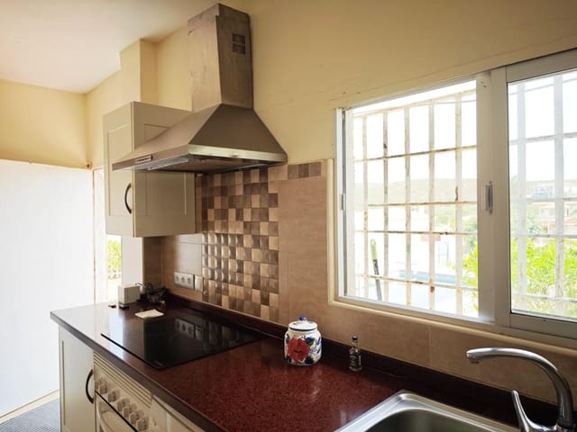 3 slaapkamer Villa te koop in El Zabal - Santa Margarita, La Línea de la Concepción met zwembad - € 376.700 (Ref: 9171486)