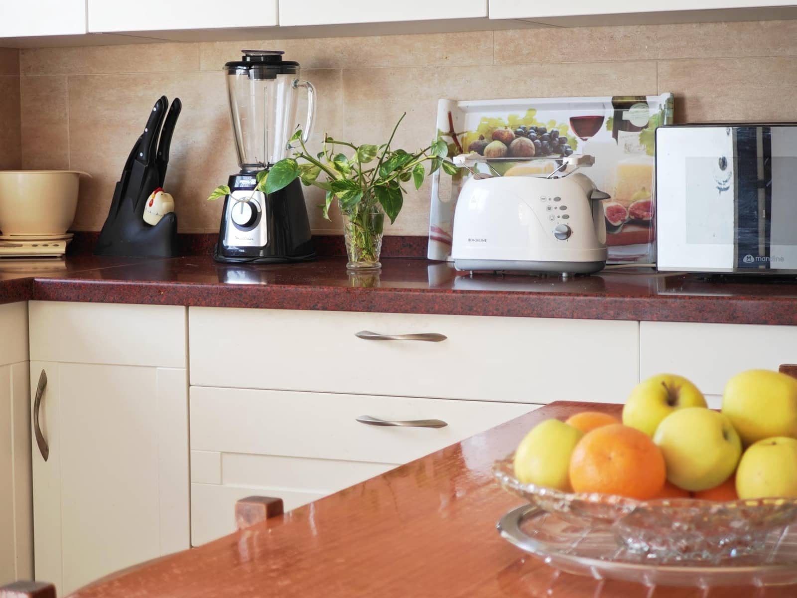 3 slaapkamer Villa te koop in La Linea de la Concepcion met zwembad - € 376.700 (Ref: 9171486)