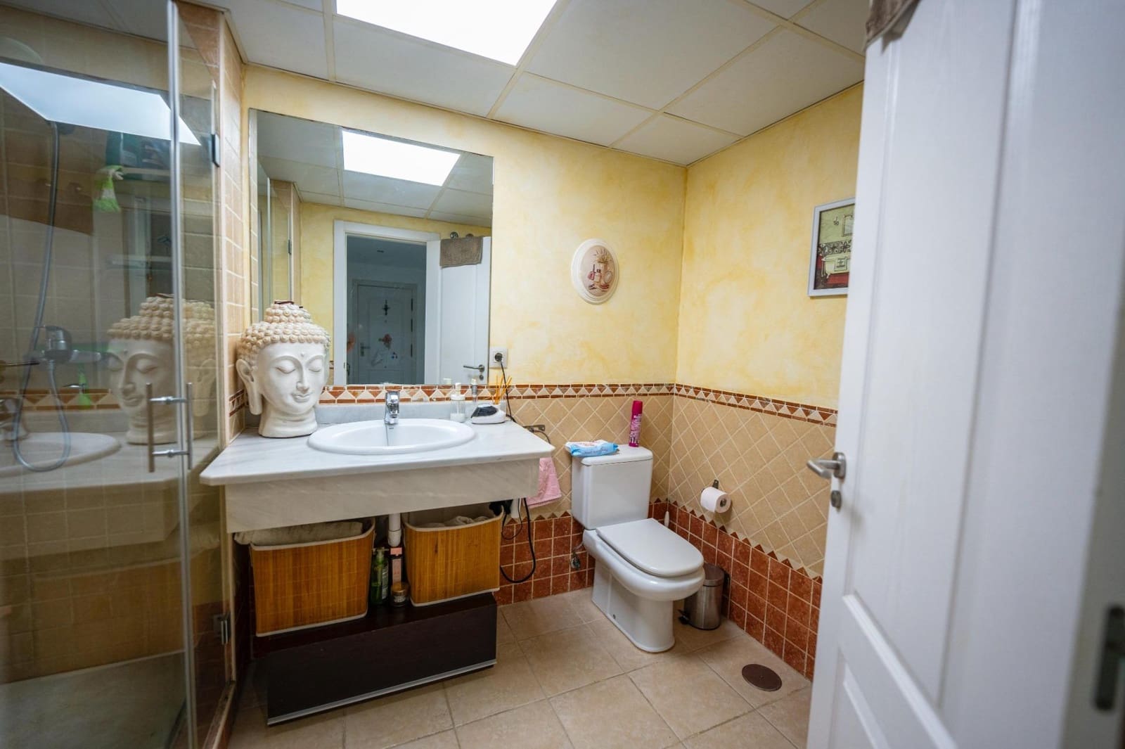 2 soverom Leilighet til salgs i La Alcaidesa med svømmebasseng garasje - € 349 000 (Ref: 9185425)