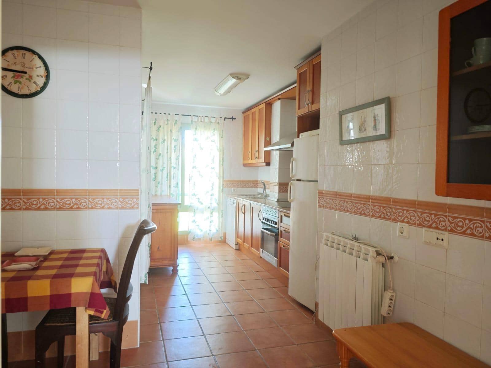 2 soveværelse Lejlighed til salg i La Alcaidesa med swimmingpool garage - € 475.000 (Ref: 9186896)