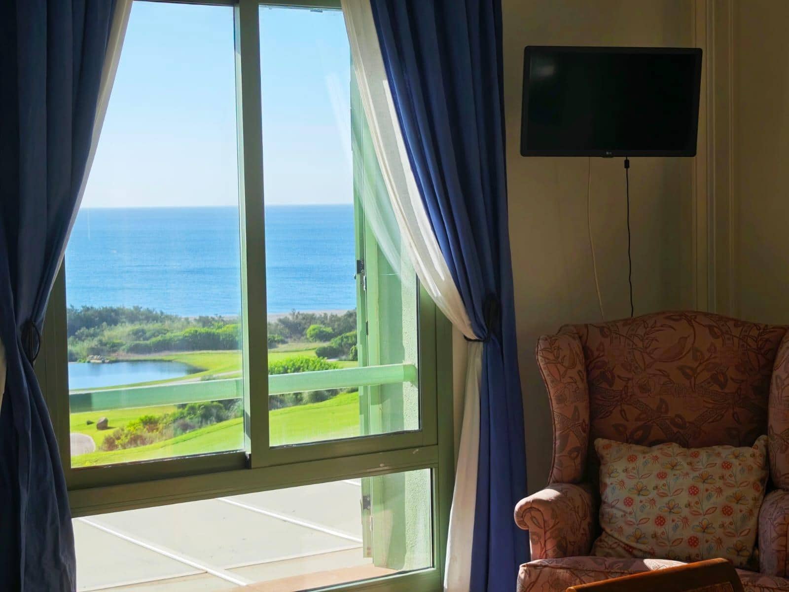 2 soveværelse Lejlighed til salg i La Alcaidesa med swimmingpool garage - € 475.000 (Ref: 9186896)