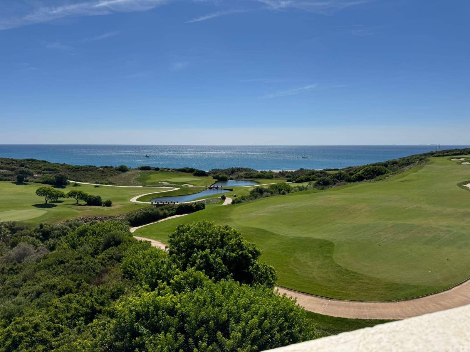 2 soveværelse Lejlighed til salg i La Alcaidesa med swimmingpool garage - € 475.000 (Ref: 9186896)