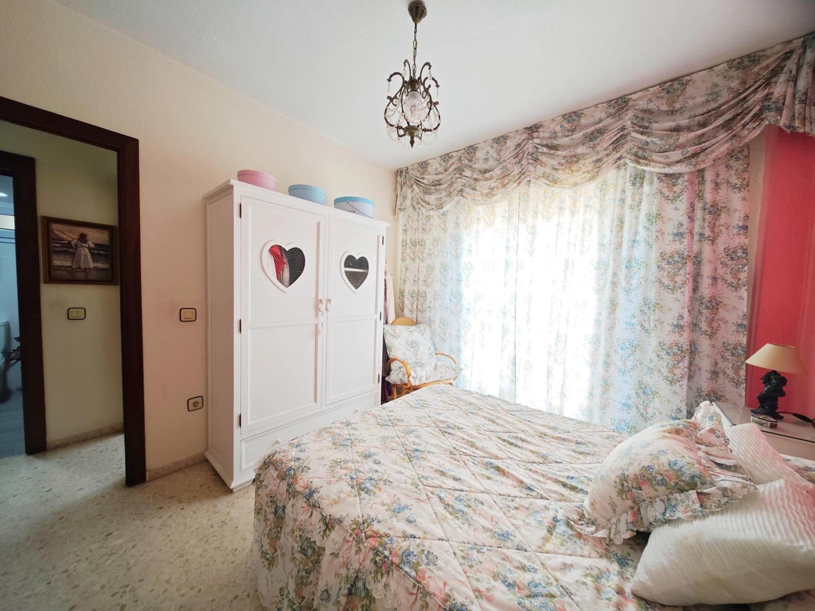 3 soveværelse Lejlighed til salg i La Linea de la Concepcion med garage - € 190.000 (Ref: 9202452)