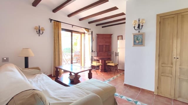 2 bedroom Apartment for sale in La Alcaidesa with pool - € 215,000 (Ref: 9209172)