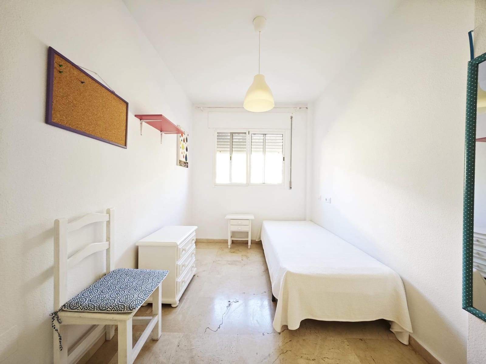 2 sovrum Lägenhet till salu i Torreguadiaro med pool - 220 000 € (Ref: 9217411)