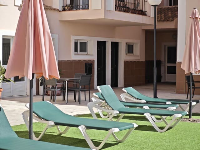 2 makuuhuone Huoneisto myytävänä paikassa Torreguadiaro, San Roque mukana uima-altaan - 220 000 € (Ref: 9217411)